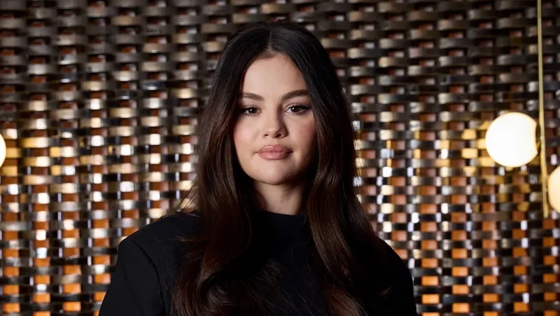 Selena Gomez và bạn trai benny blanco