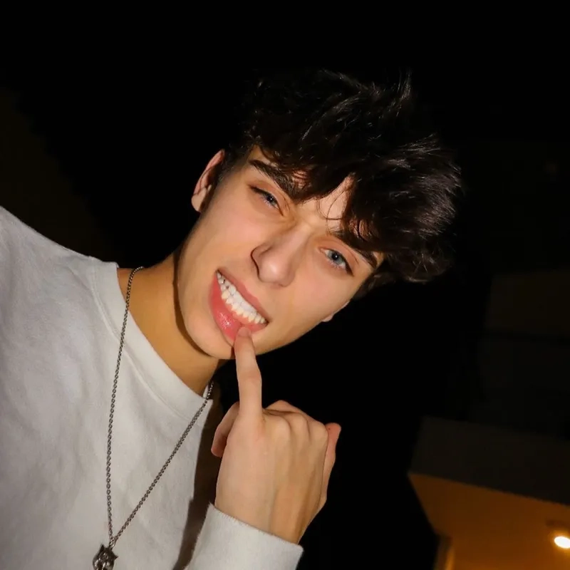 Những hot boy tiktok nổi tiếng nhất hiện nay