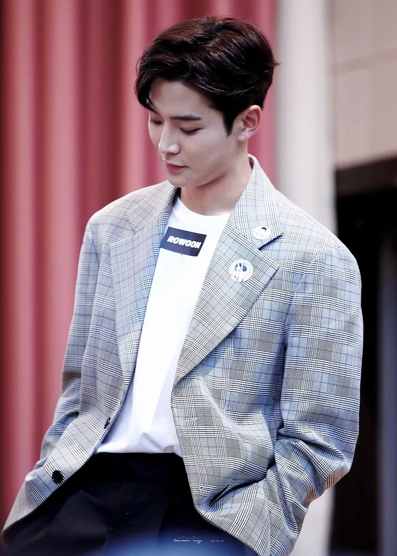 Ảnh trai đẹp TikTok - Những gương mặt triệu view