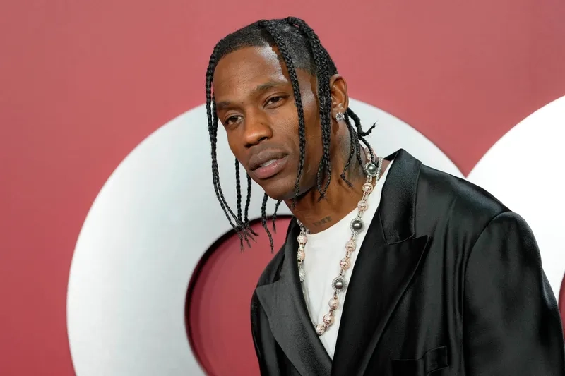 MV hoành tráng của travis scott sicko mode