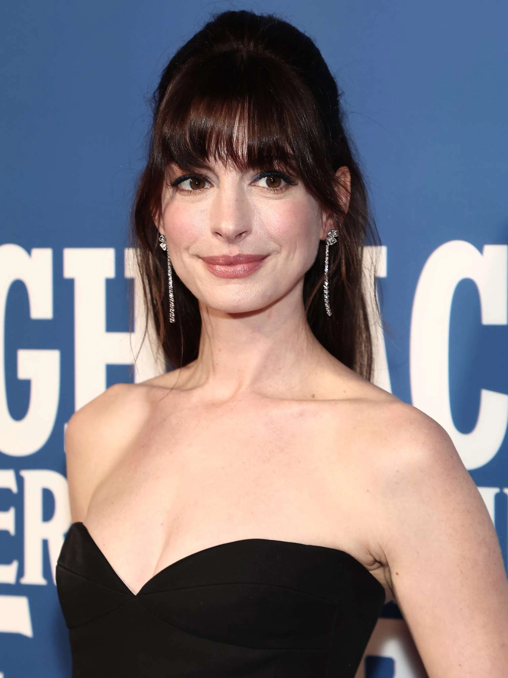 Sự trở lại ngọt ngào trong Anne Hathaway The Idea of You