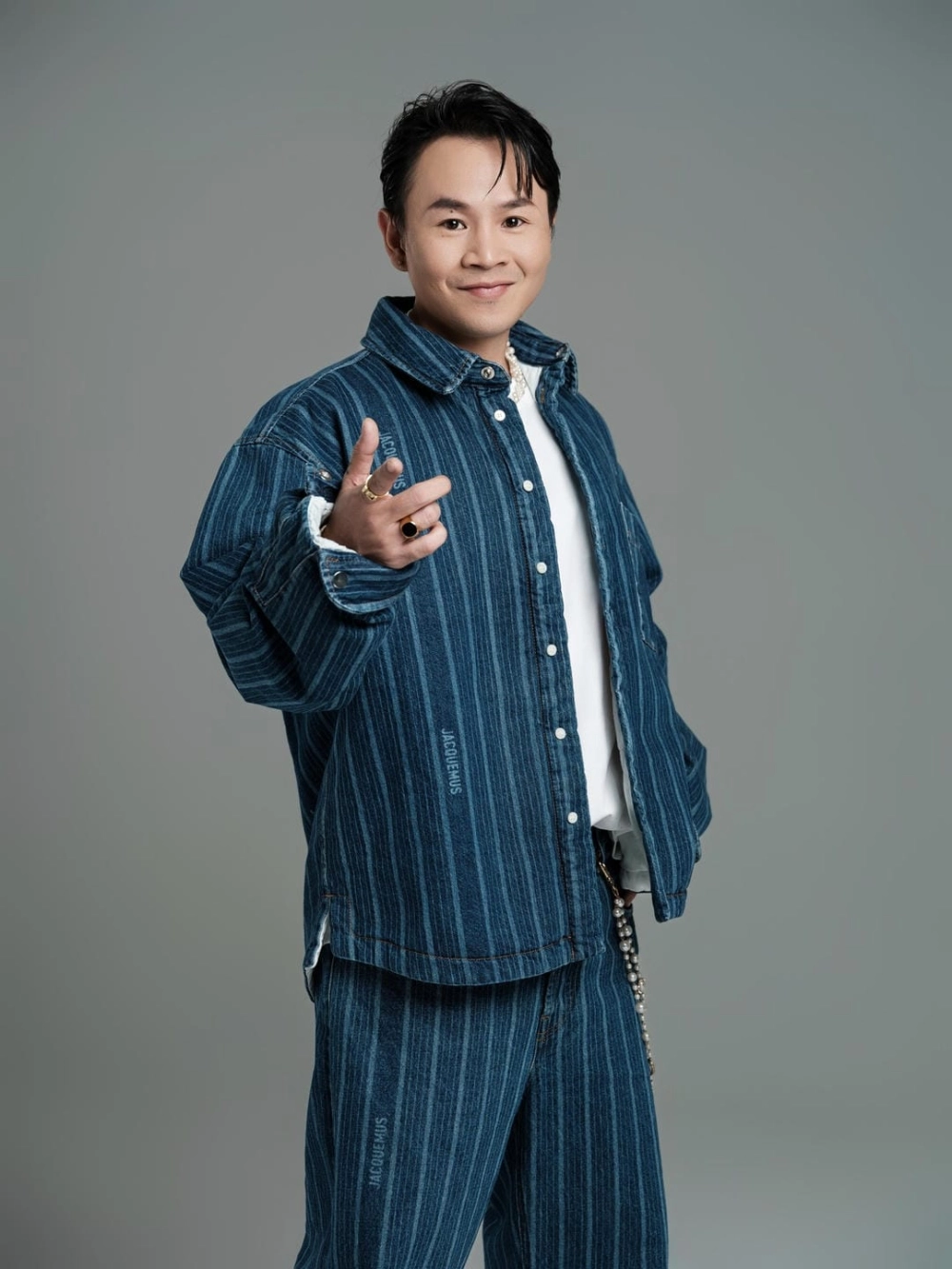 MV mới nhất với lời bài hát Binz Hit Me Up