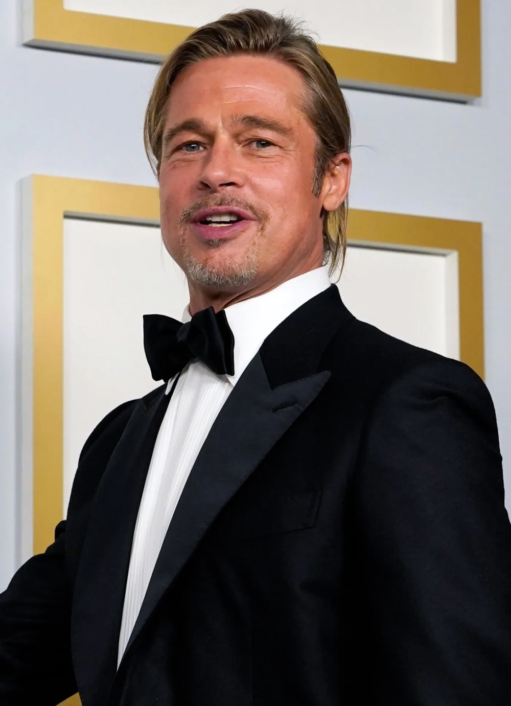 Vẻ đẹp lãng tử của Brad Pitt lúc trẻ