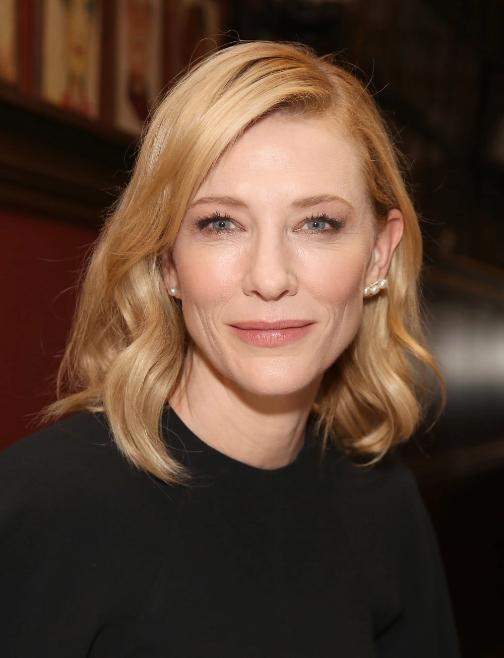 Cate Blanchett trong phim Blue Jasmine