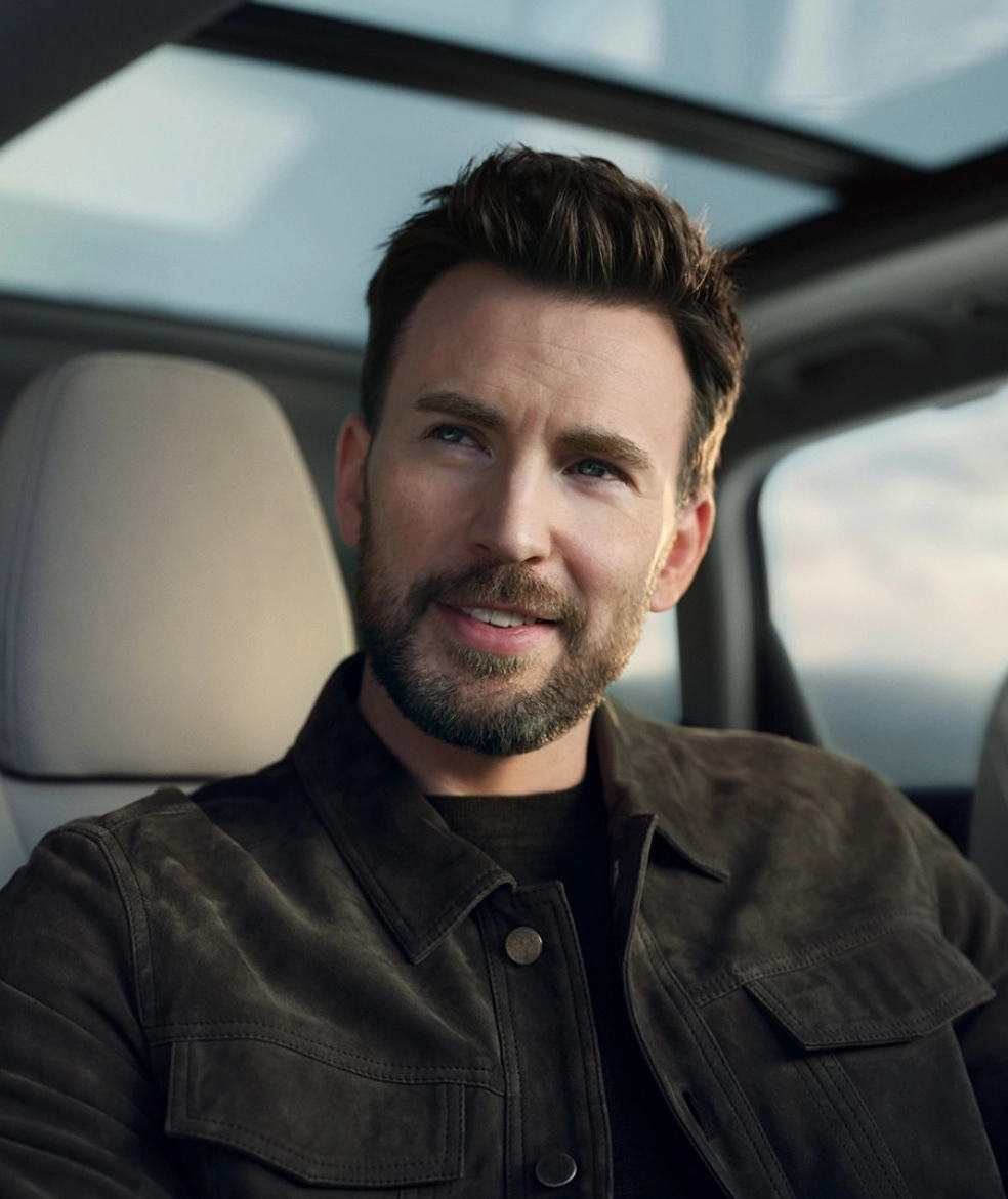 Thân hình vạm vỡ của Chris Evans body