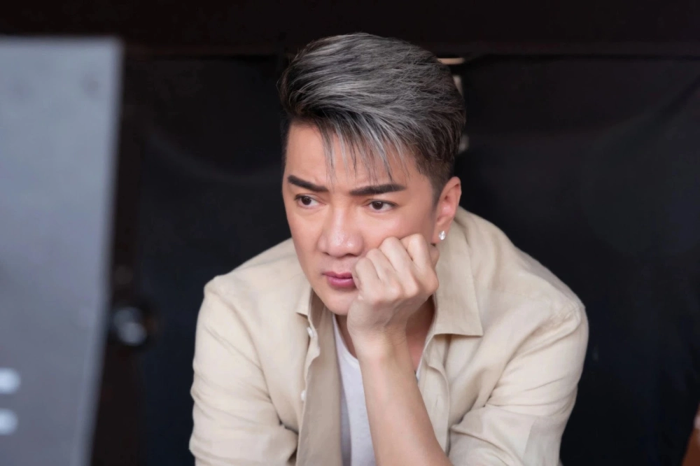 Hình ảnh bìa album nhạc Đàm Vĩnh Hưng