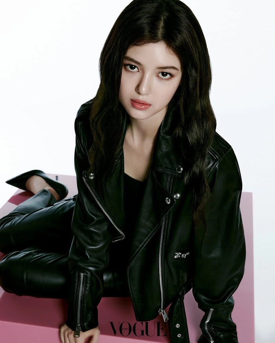 Vẻ đẹp trong veo của Danielle NewJeans