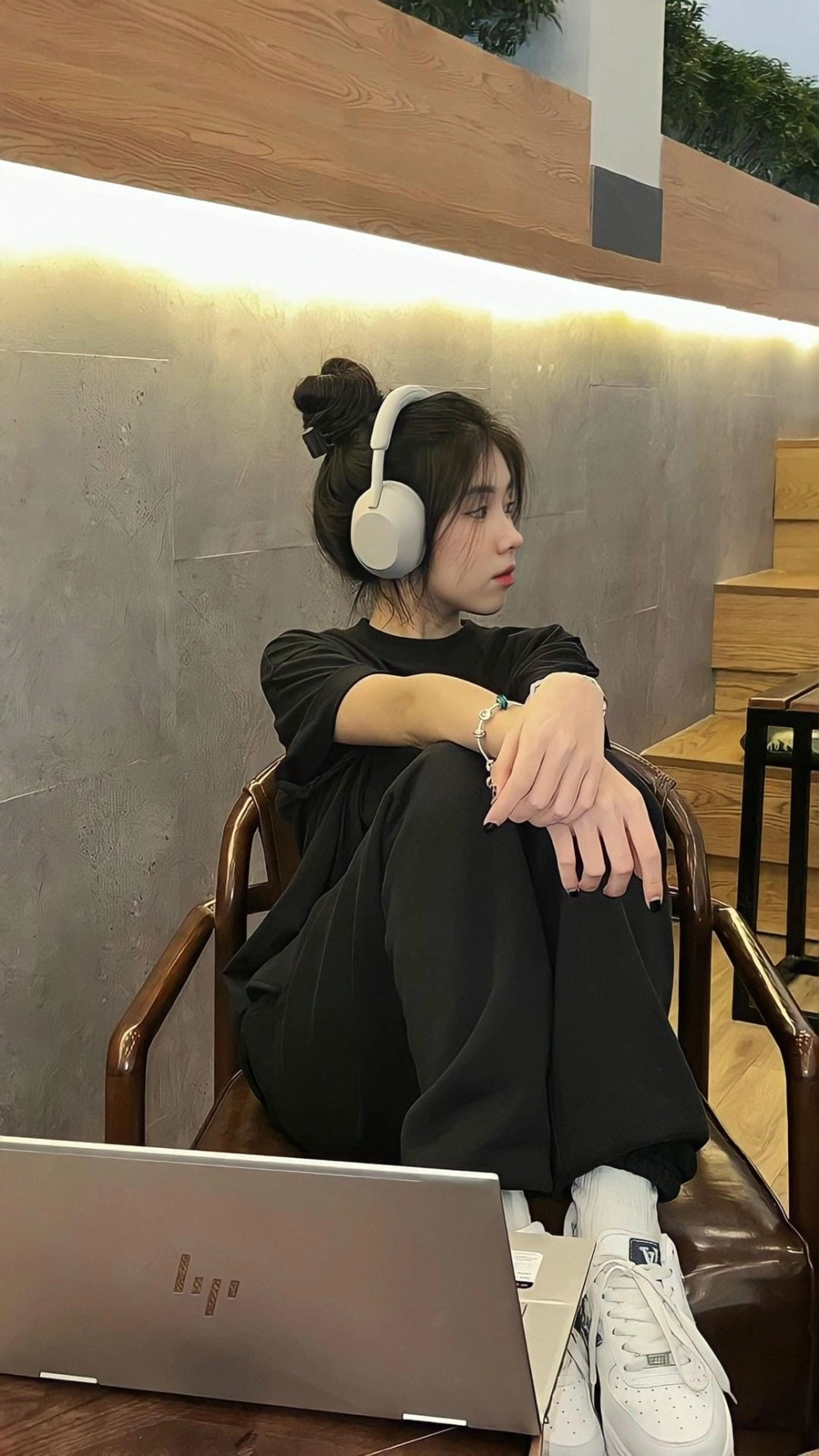 Gái xinh đeo tai nghe - Ngắm trọn bộ ảnh siêu cuốn hút