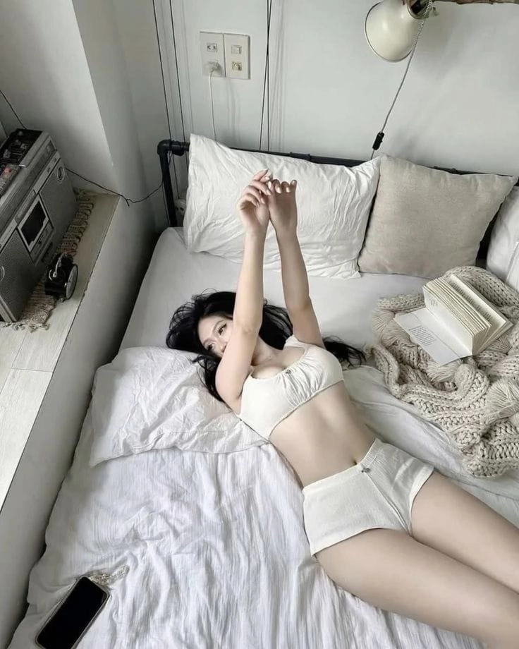Gái xinh váy ngủ sexy nóng bỏng