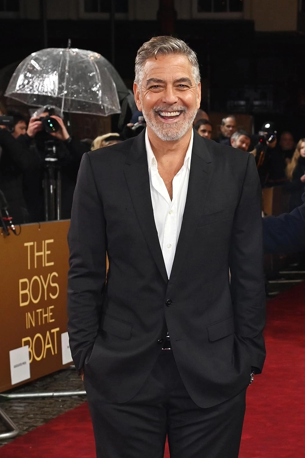 Vẻ ngoài cuốn hút của George Clooney