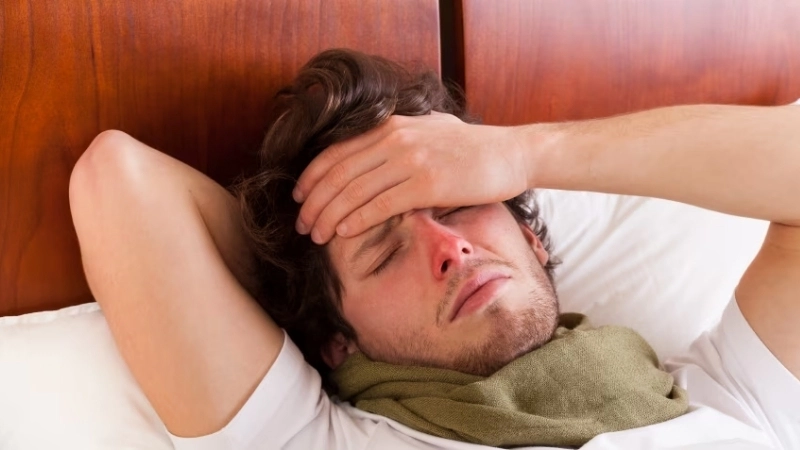 Hình ảnh chăm sóc trẻ bị sốt siêu vi