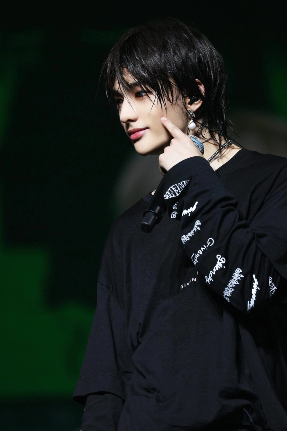 Hyunjin (Stray Kids) - Loạt ảnh visual bùng nổ