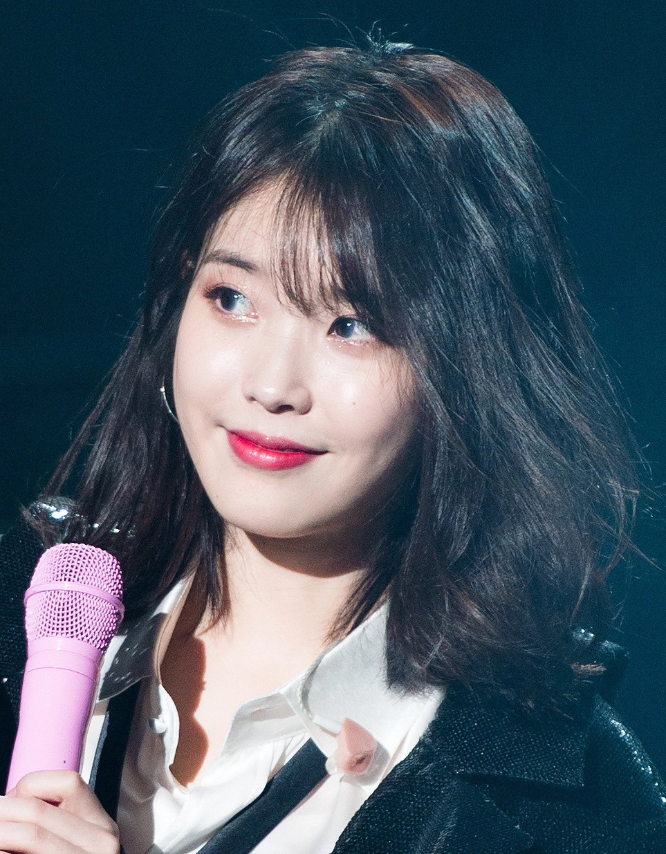 Nhan sắc ngọt ngào của Lee Ji Eun