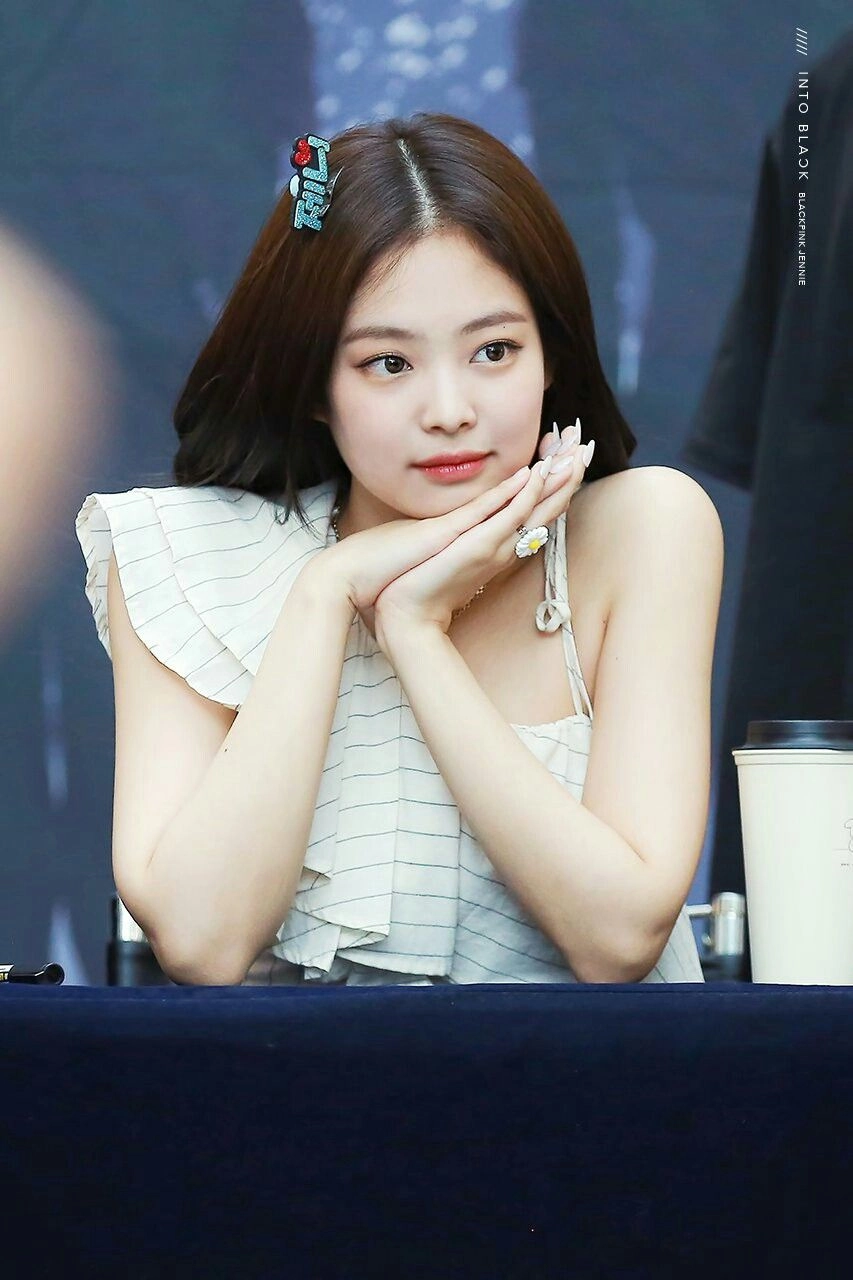 Jennie (BLACKPINK) - 15+ Hình ảnh phong cách đỉnh cao
