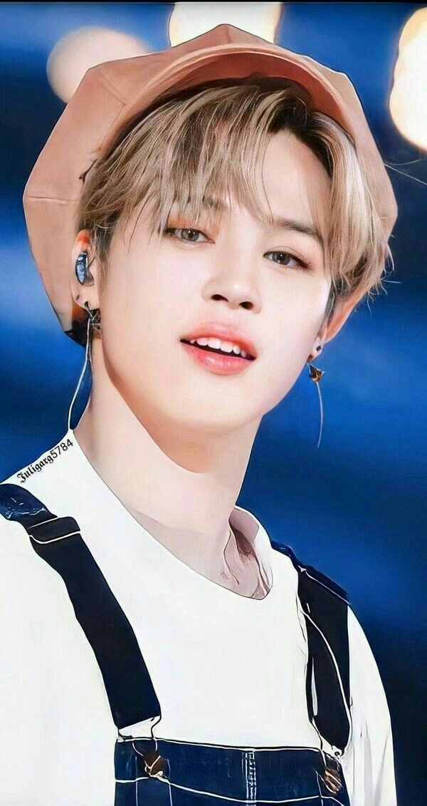 Hình ảnh trước ngày jimin nhập ngũ