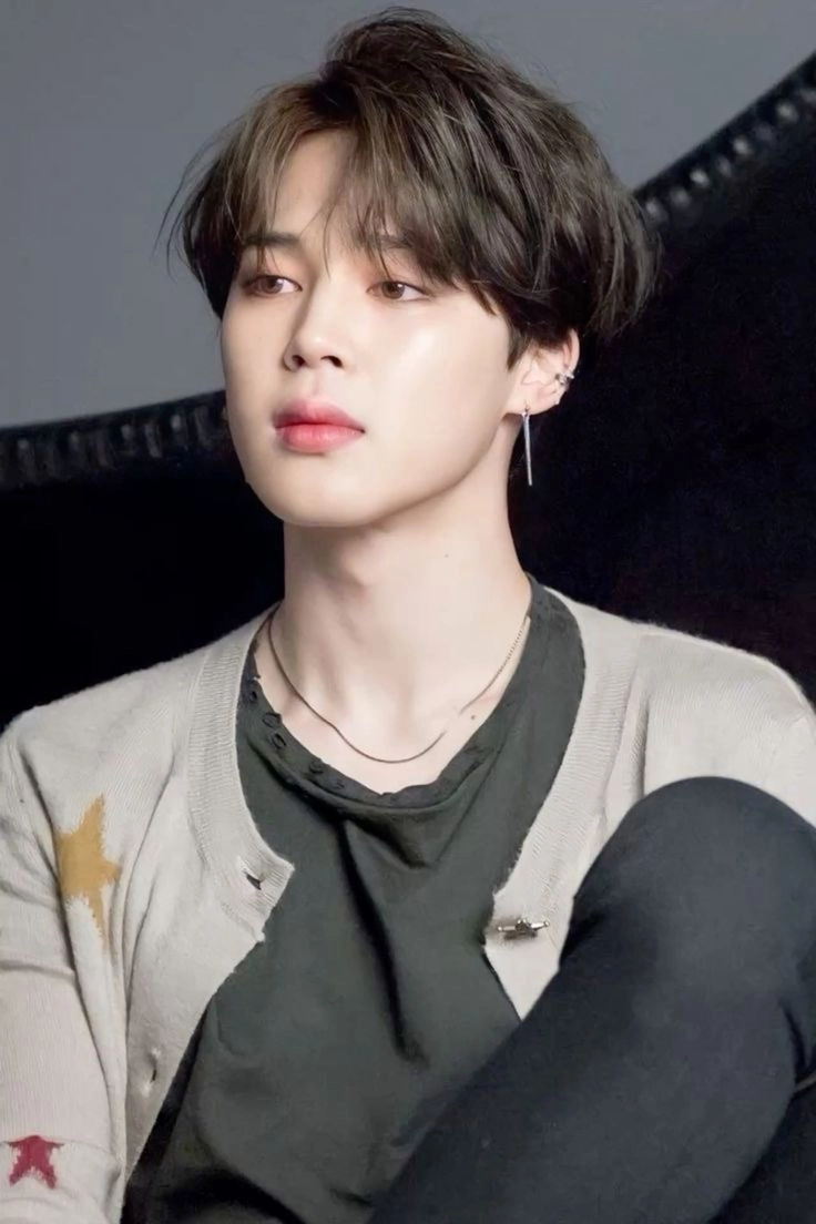 Khoảnh khắc đáng nhớ trong MV jimin like crazy