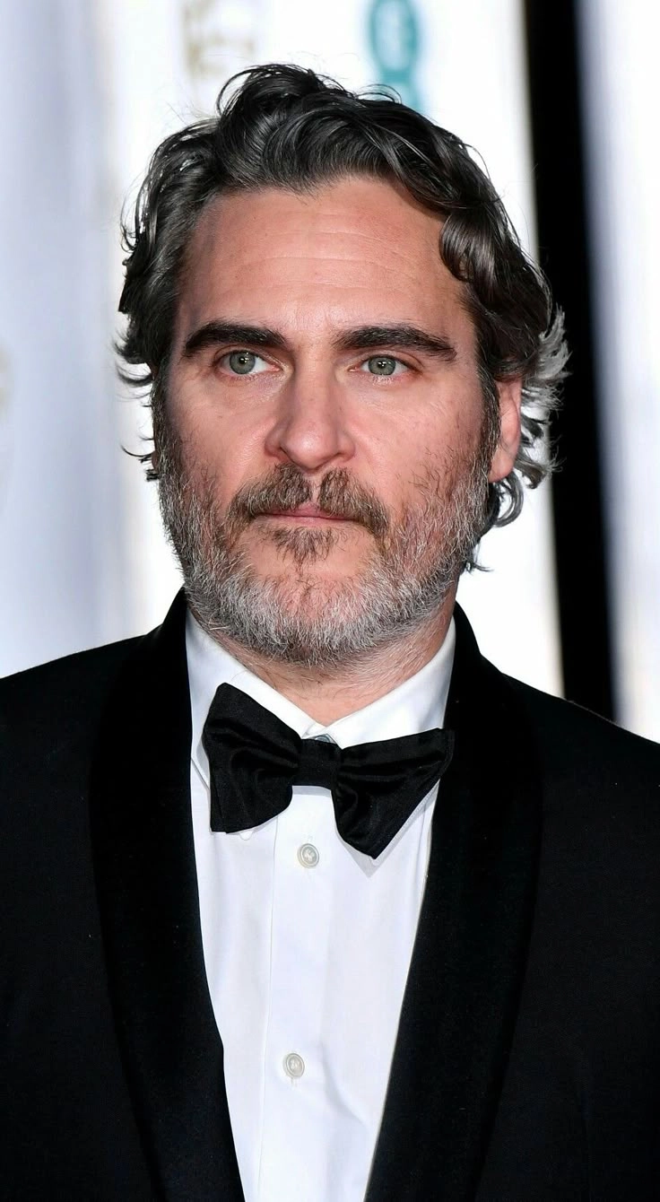 Joaquin Phoenix và tượng vàng Oscar danh giá
