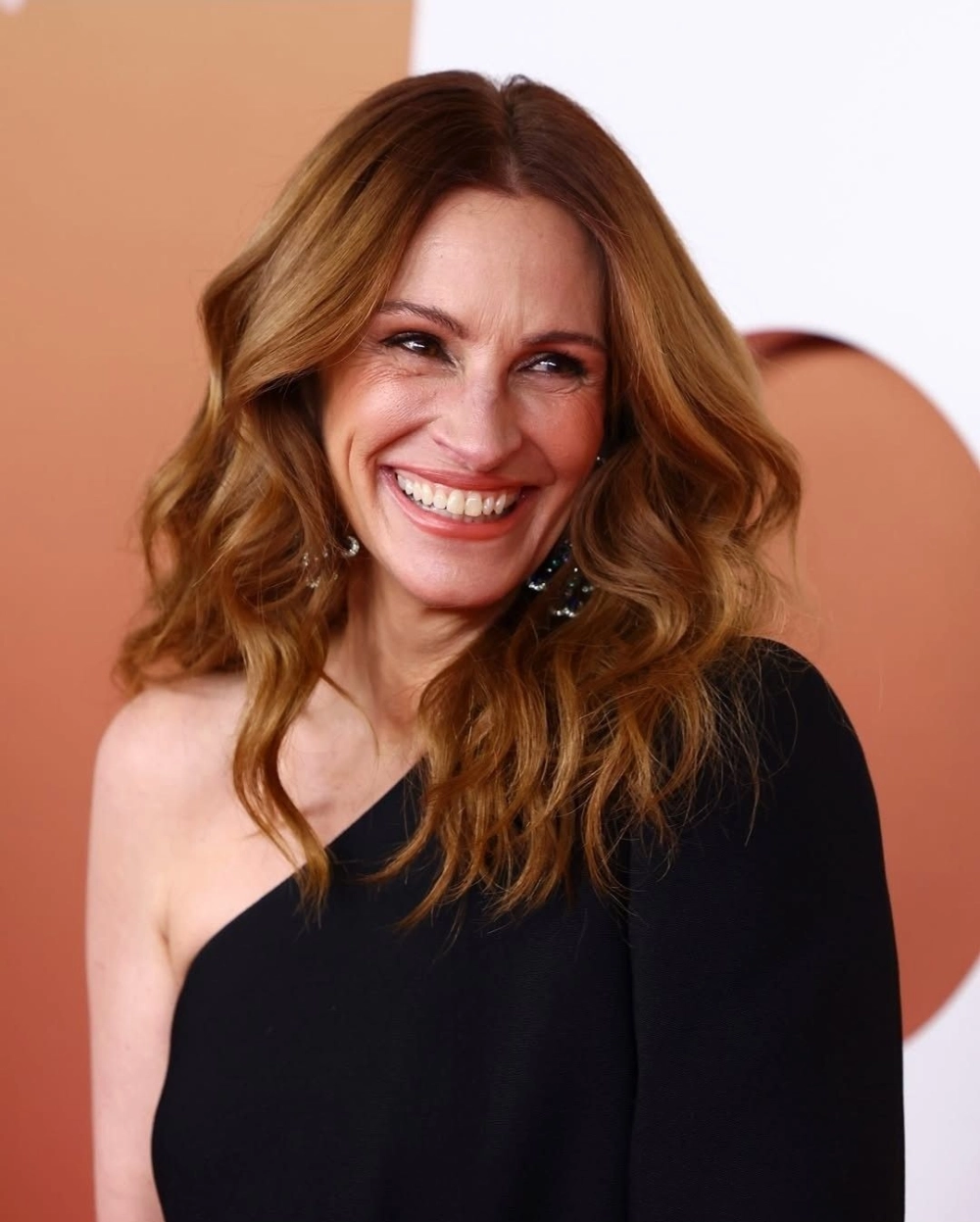 Nụ cười làm nên thương hiệu của Julia Roberts