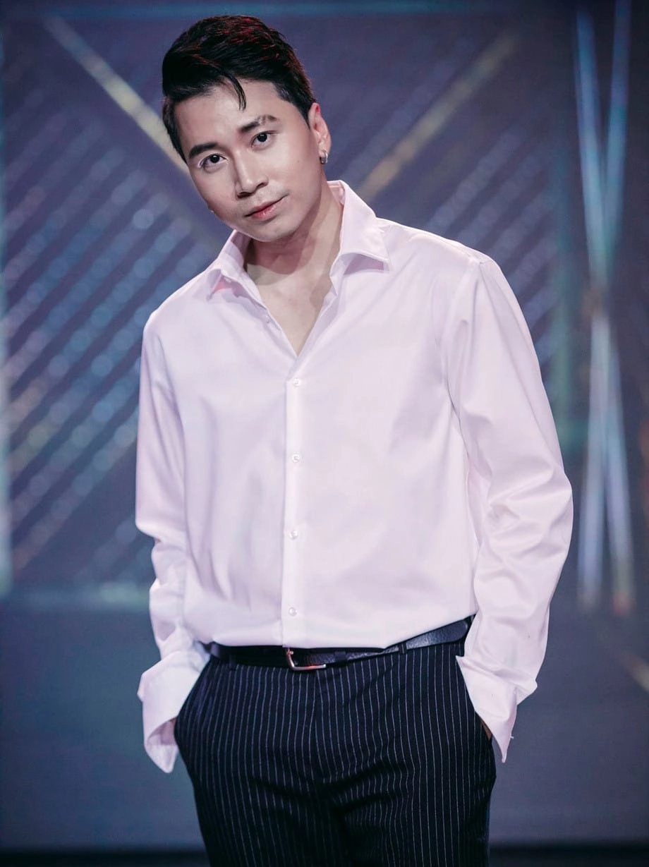 Loạt ảnh Karik đời thường và những câu rap life sâu sắc