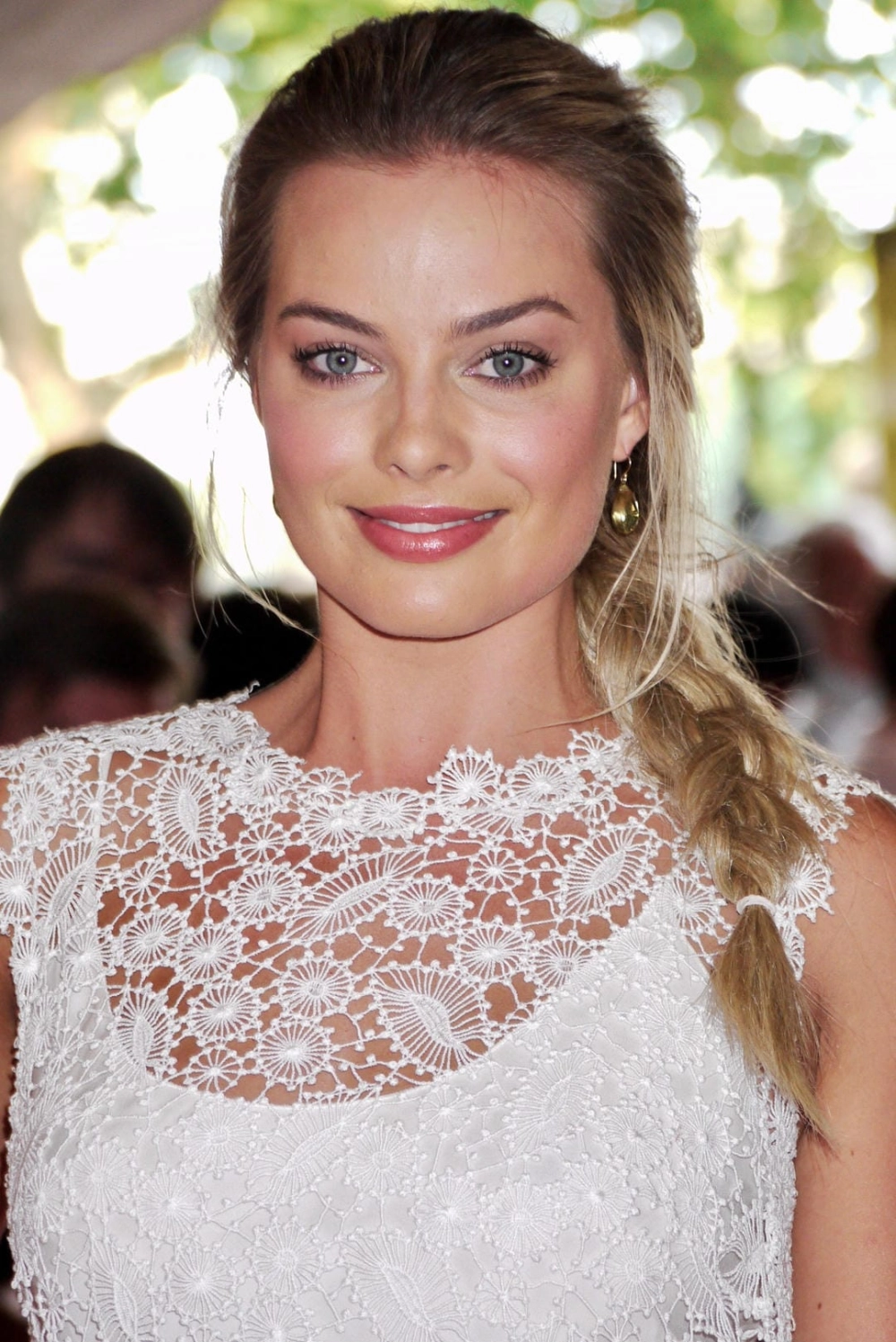 Margot Robbie trên thảm đỏ Oscar