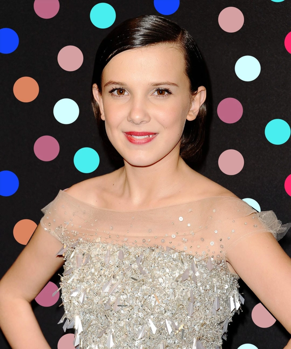 Millie Bobby Brown trong tạo hình Eleven