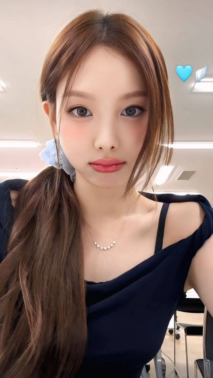 Nụ cười răng thỏ đặc trưng của Nayeon