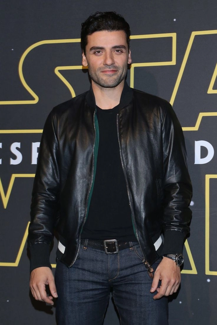 Oscar Isaac trong vai Steven Grant của Moon Knight