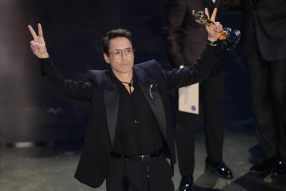 Vai diễn đoạt Oscar trong Robert Downey Jr. Oppenheimer