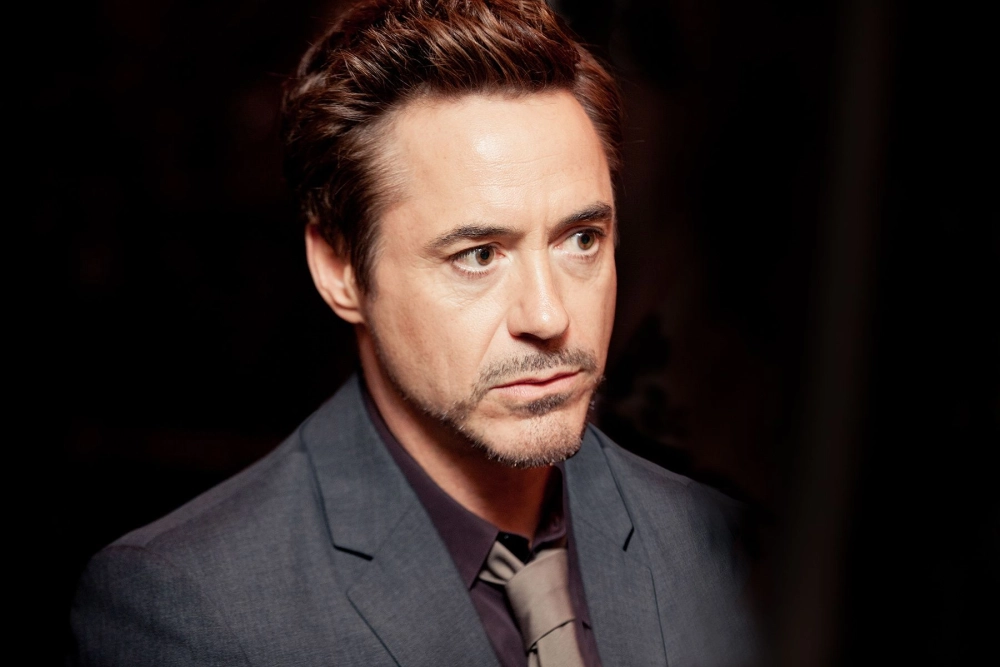 Biểu cảm hài hước trong meme Robert Downey Jr.