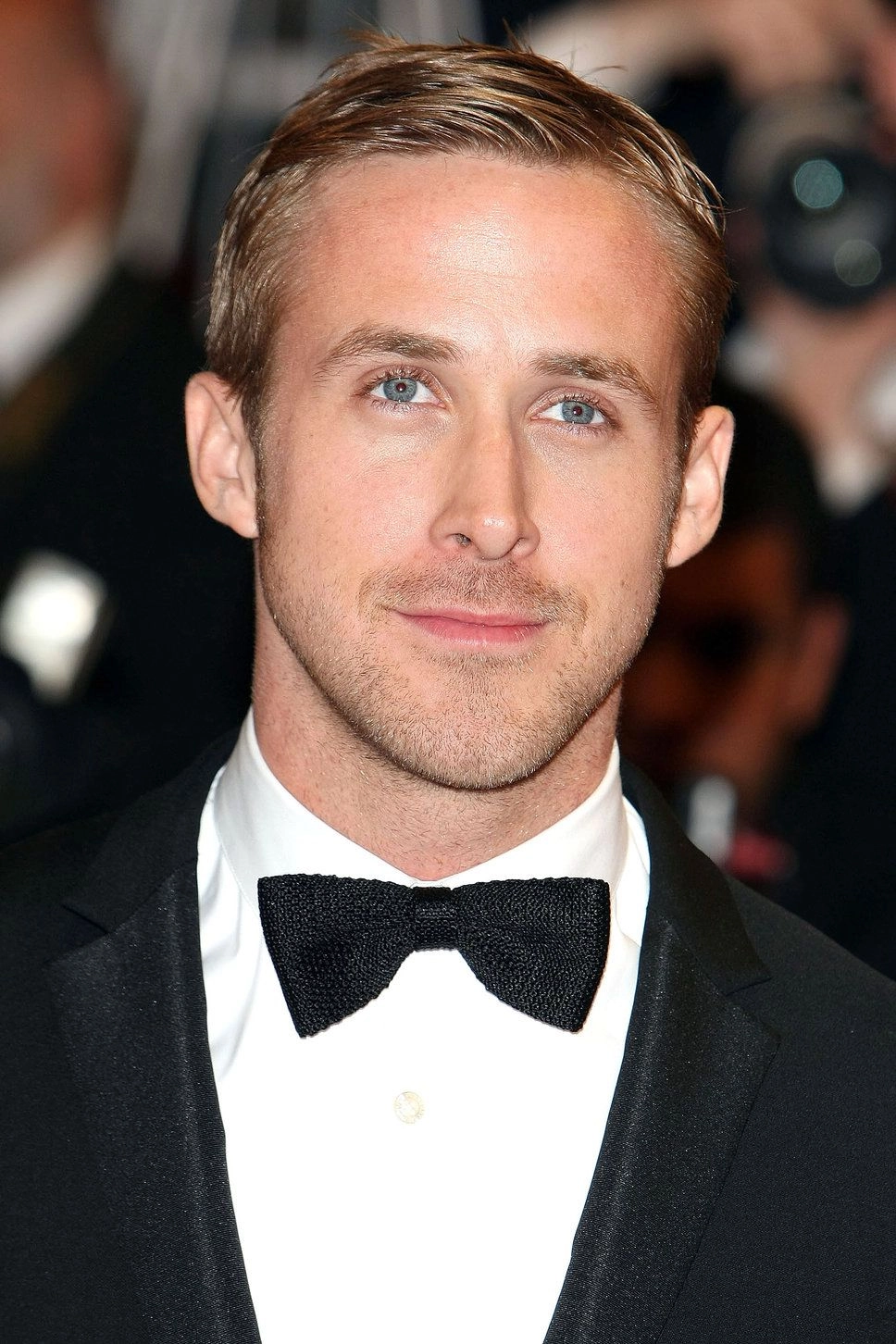 Ryan Gosling trong bộ suit lịch lãm