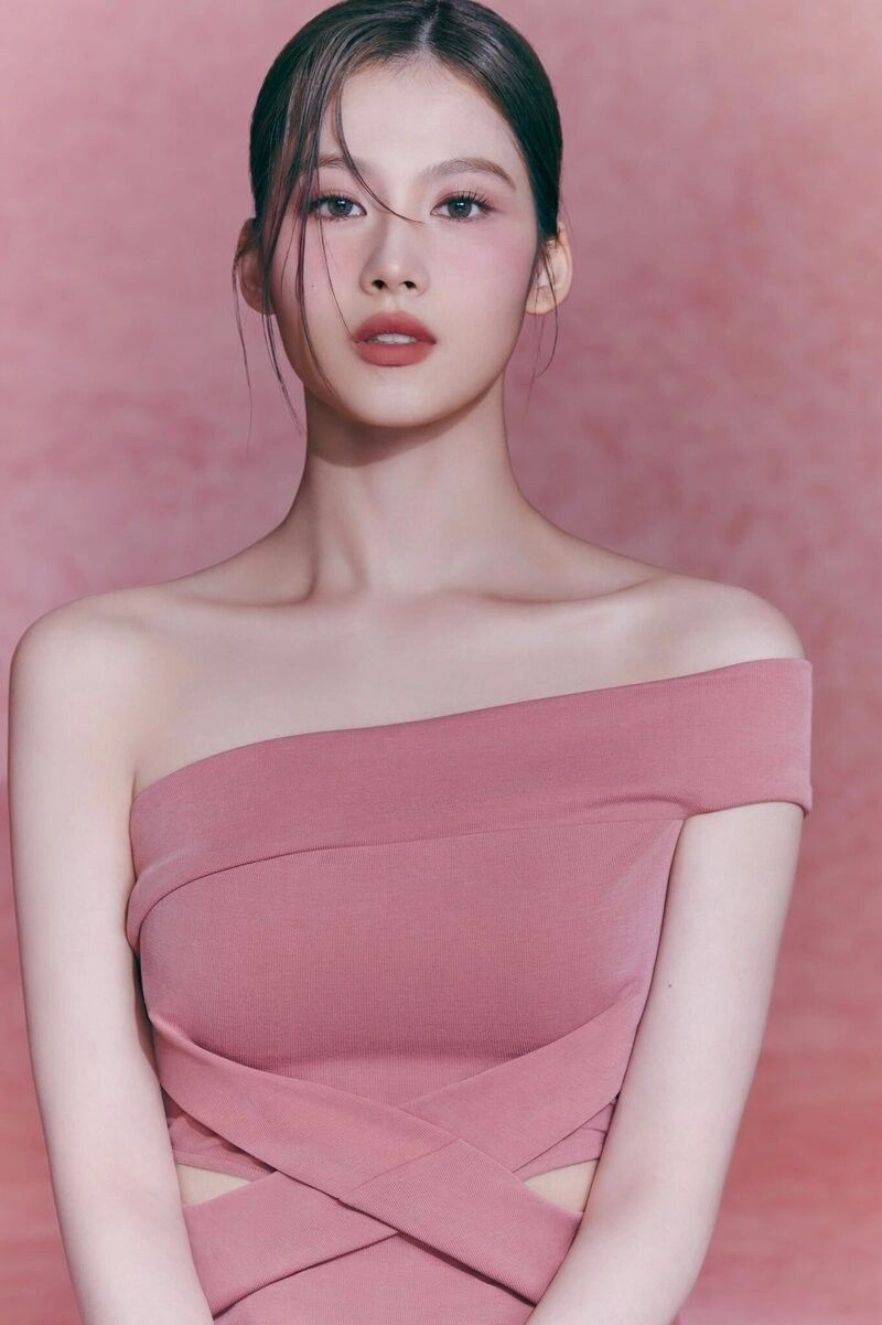 Hoạt động cùng nhóm nhỏ Sana MISAMO