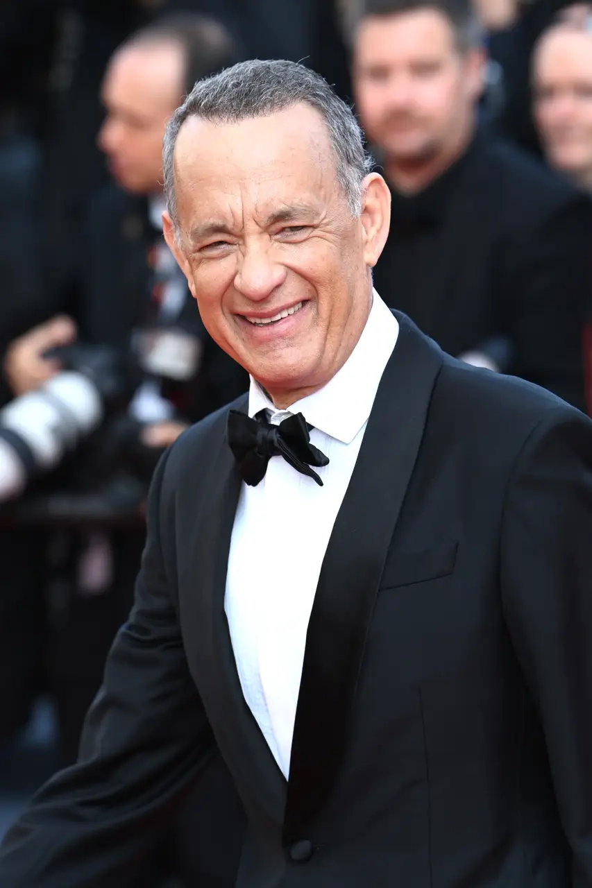Nhìn lại sự nghiệp vĩ đại của Tom Hanks