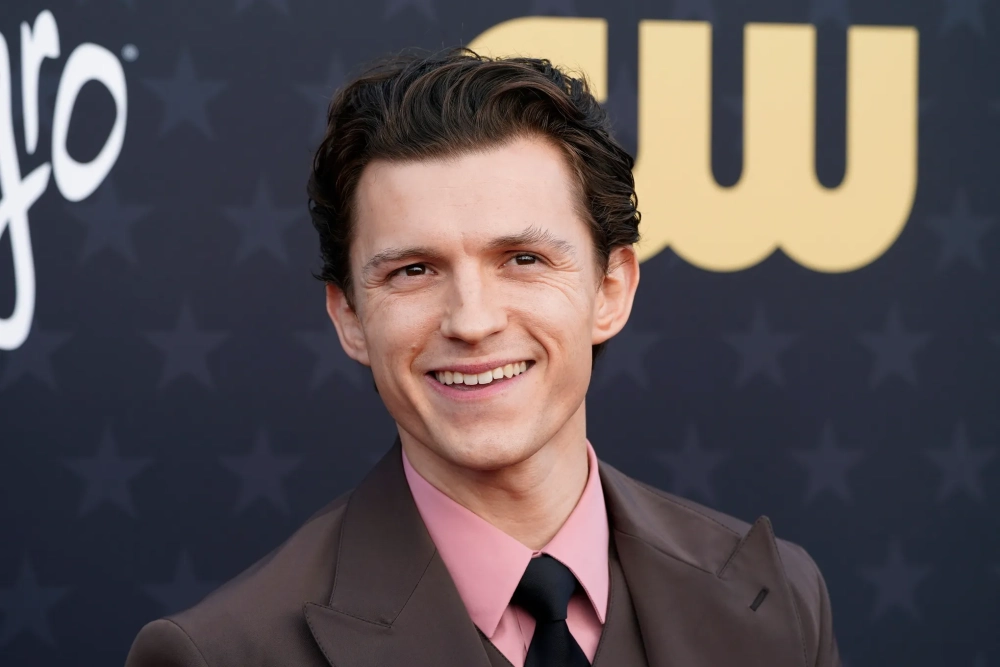 Tom Holland và những khoảnh khắc đời thường