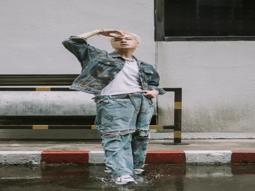 Ngắm nhìn ảnh Lou Hoàng phong cách và đầy cuốn hút