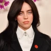 Billie Eilish: Lời cầu xin xúc động sau vụ rò rỉ ảnh riêng tư với Nat Wolff