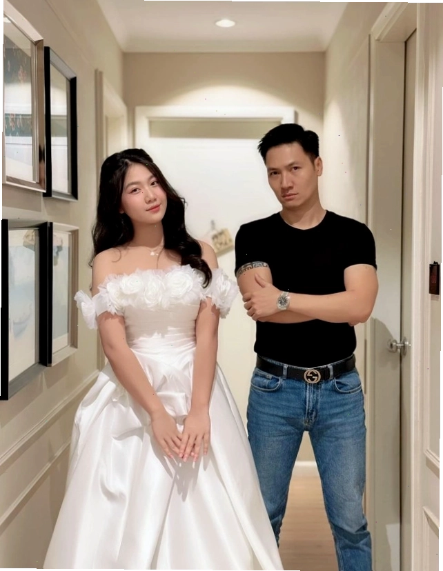 Bé Chíp con gái Mạnh Trường khi còn nhỏ tham gia chương trình Bố ơi, mình đi đâu thế