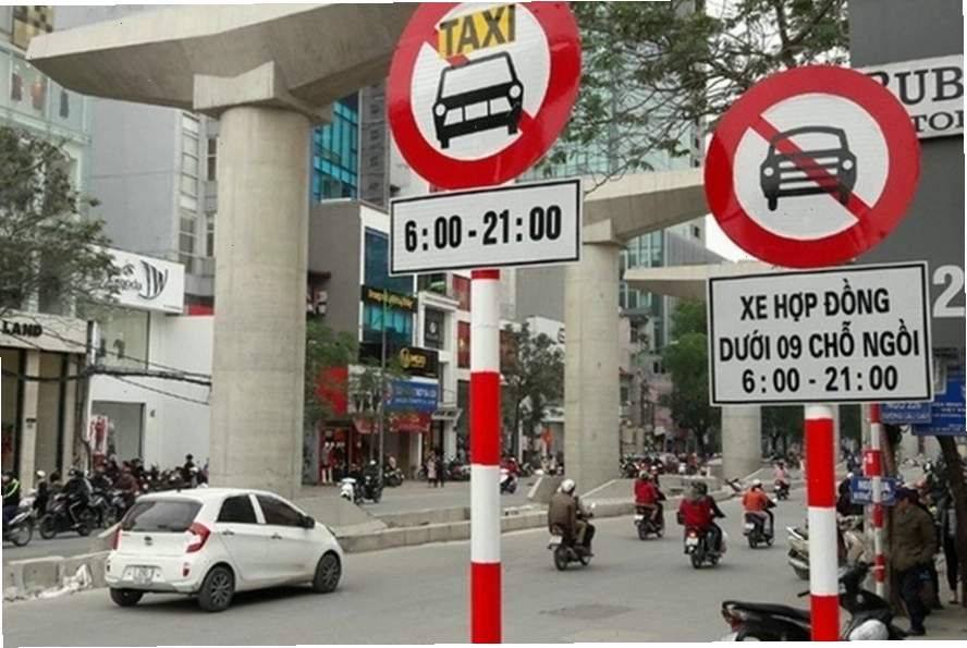 Biển báo cấm taxi