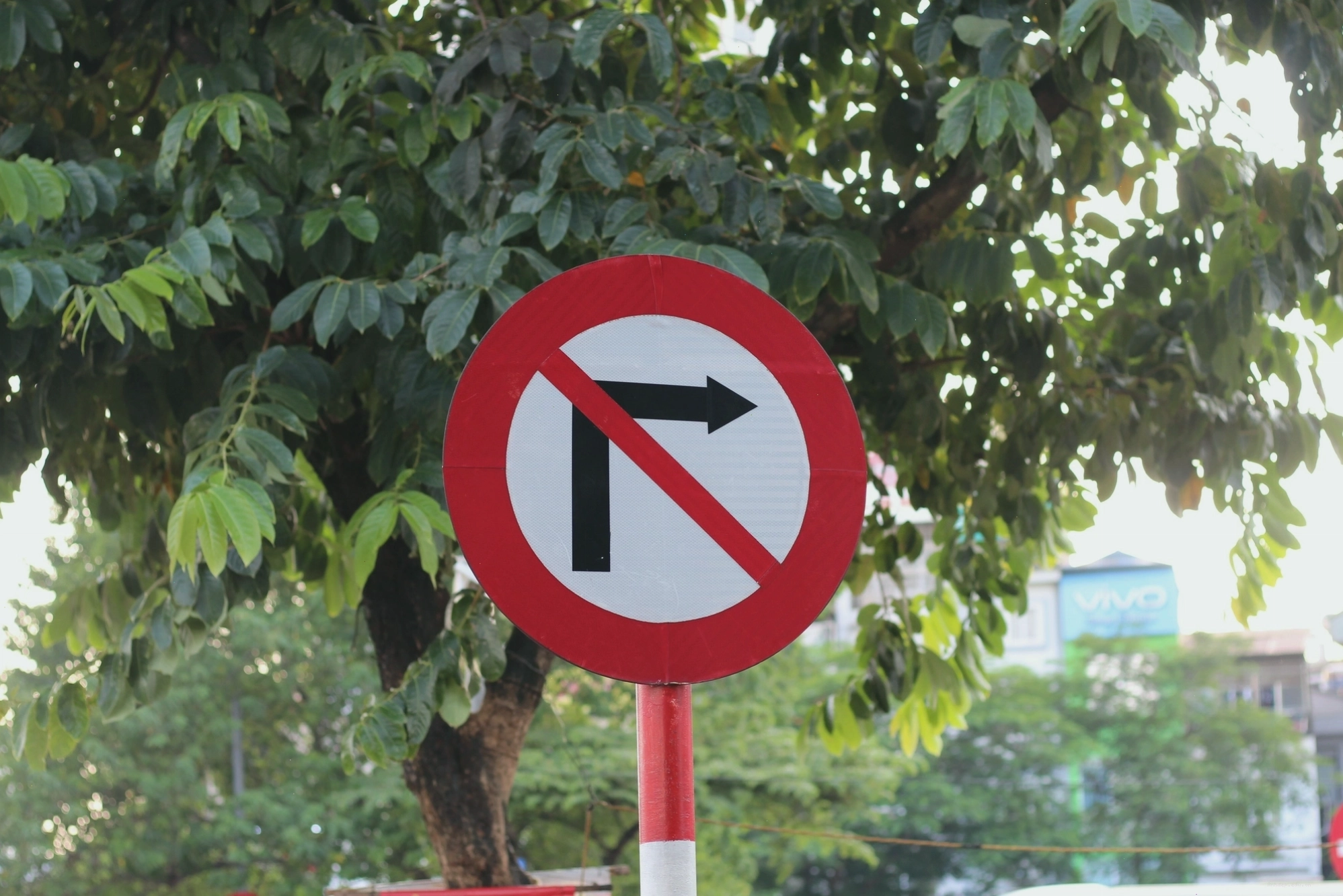 Biển cấm đi ngược chiều
