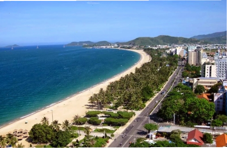 Biển Nha Trang về đêm