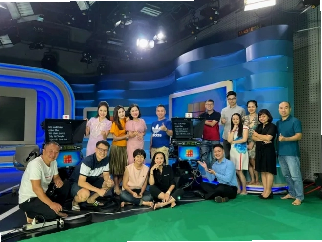 BTV Kiều Trinh trong một chương trình truyền hình của VTV