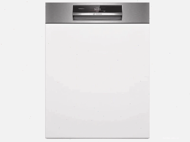 Cảnh sát đang làm việc với các đối tượng bị bắt giữ