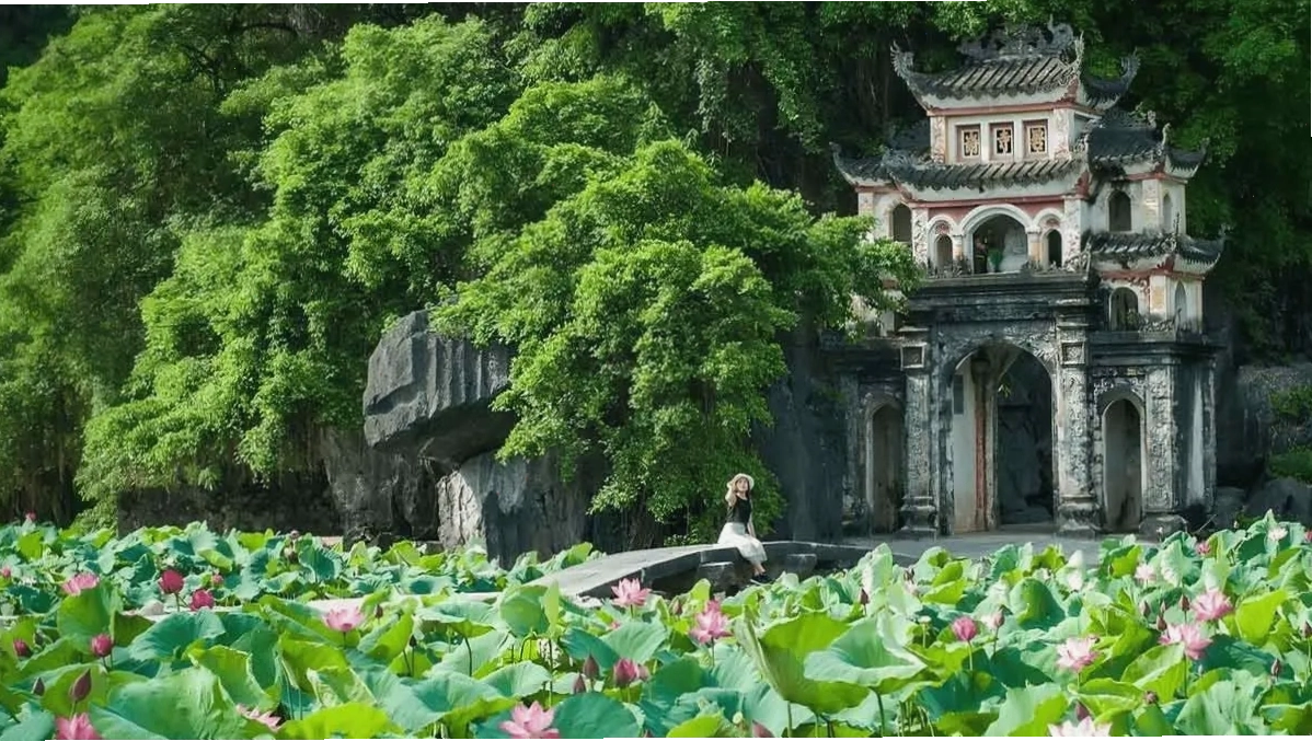 Chùa Bích Động, một công trình kiến trúc tâm linh đẹp mắt