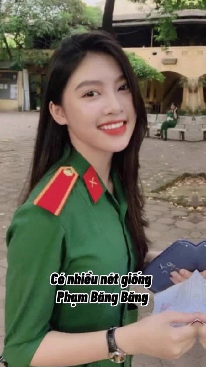 Góc nghiêng xinh đẹp của Linh Trương