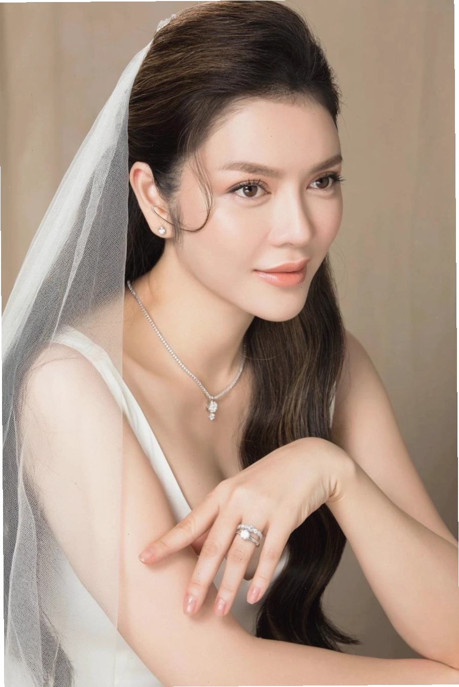 Hình ảnh Lý Nhã Kỳ đẹp như tiên nữ