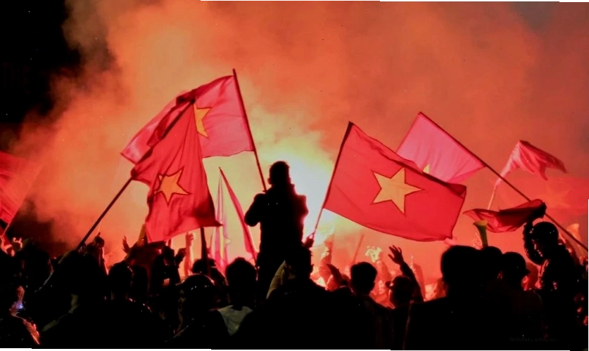 Hình nền lá cờ Việt Nam trên sân vận động