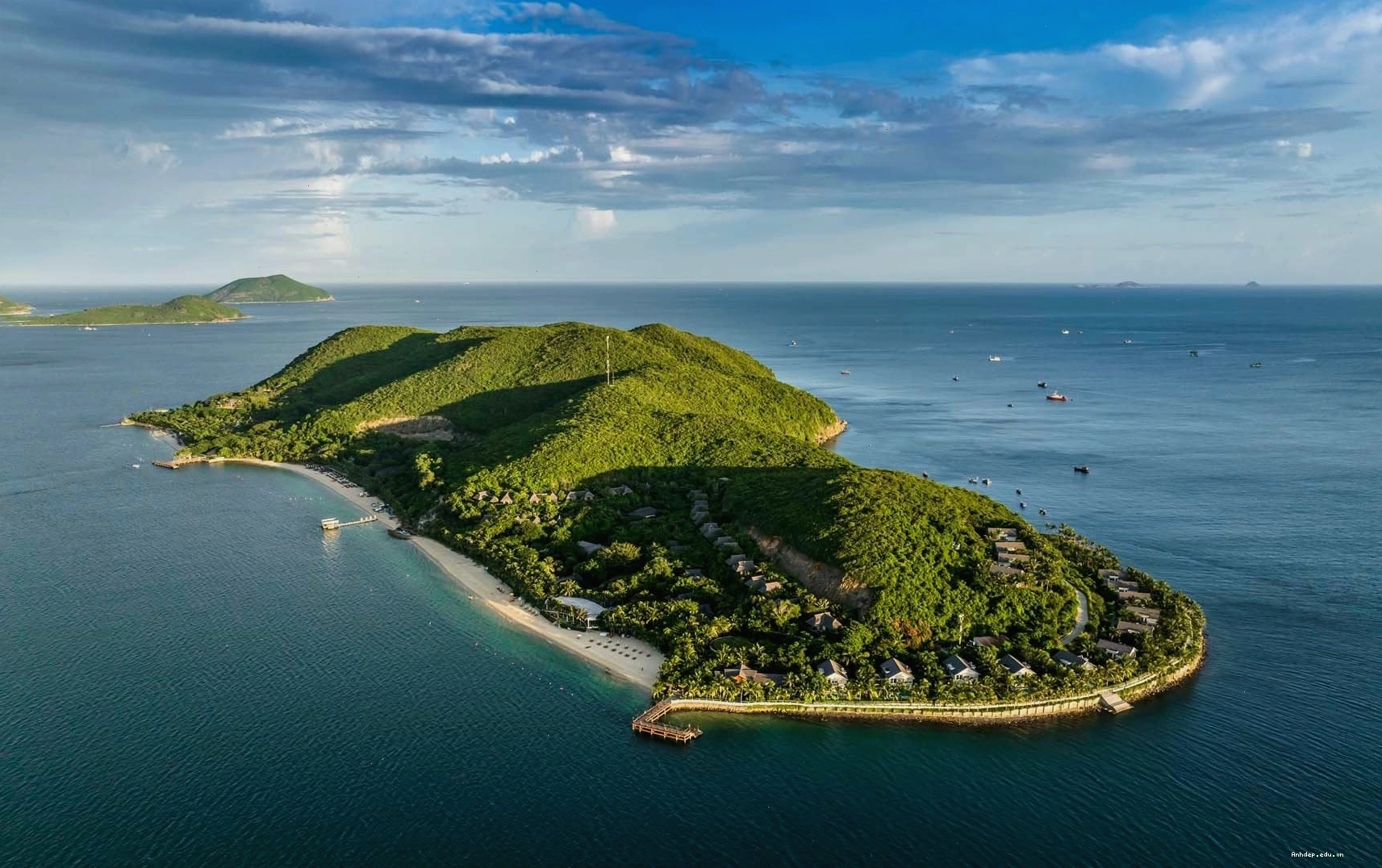 Hoạt động vui chơi tại Hòn Tằm Resort Nha Trang