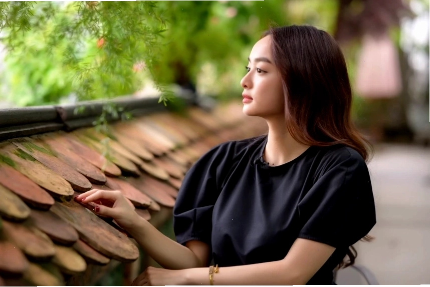 Kaity Nguyễn tự tin với vóc dáng chuẩn từng centimet