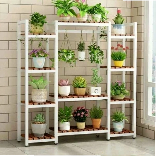 Kệ khung sắt mâm gỗ trưng bày hoa tươi đẹp mắt