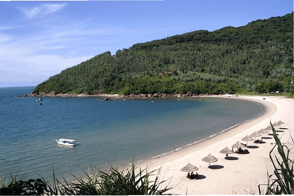 Khung cảnh hoàng hôn tuyệt đẹp tại bãi biển Mỹ Khê