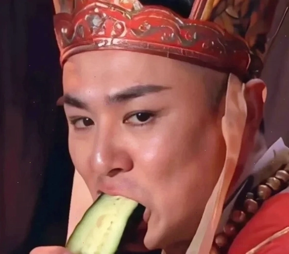 Meme Đường Tăng niệm chú khi đối mặt với áp lực công việc